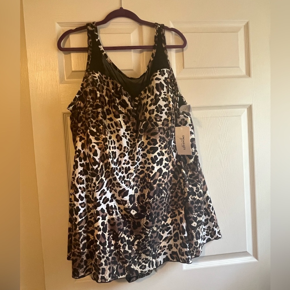 New w/tags leopard print swim dress